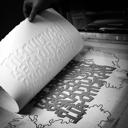 Lettres gaufrées
